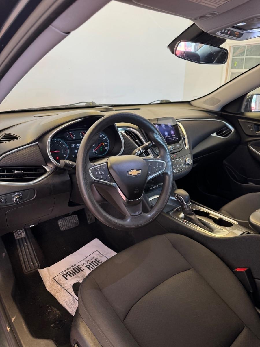 Chevrolet Malibu 4dr Sdn LT 2021