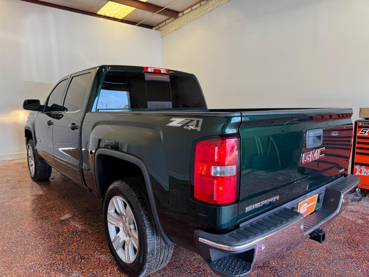 GMC Sierra 1500 4WD Crew Cab 143.5" SLE 2015
