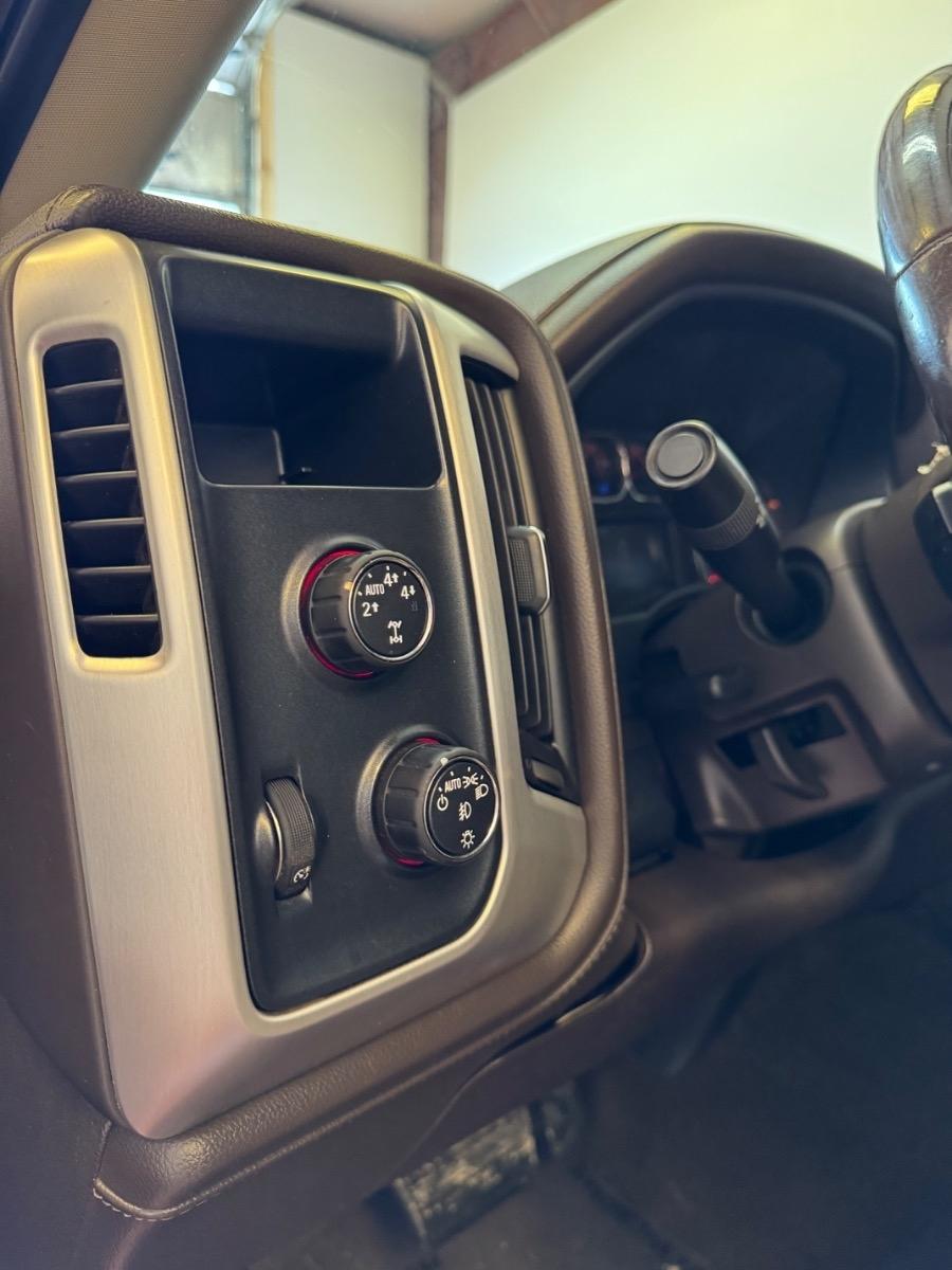 GMC Sierra 1500 4WD Crew Cab 143.5" SLE 2015