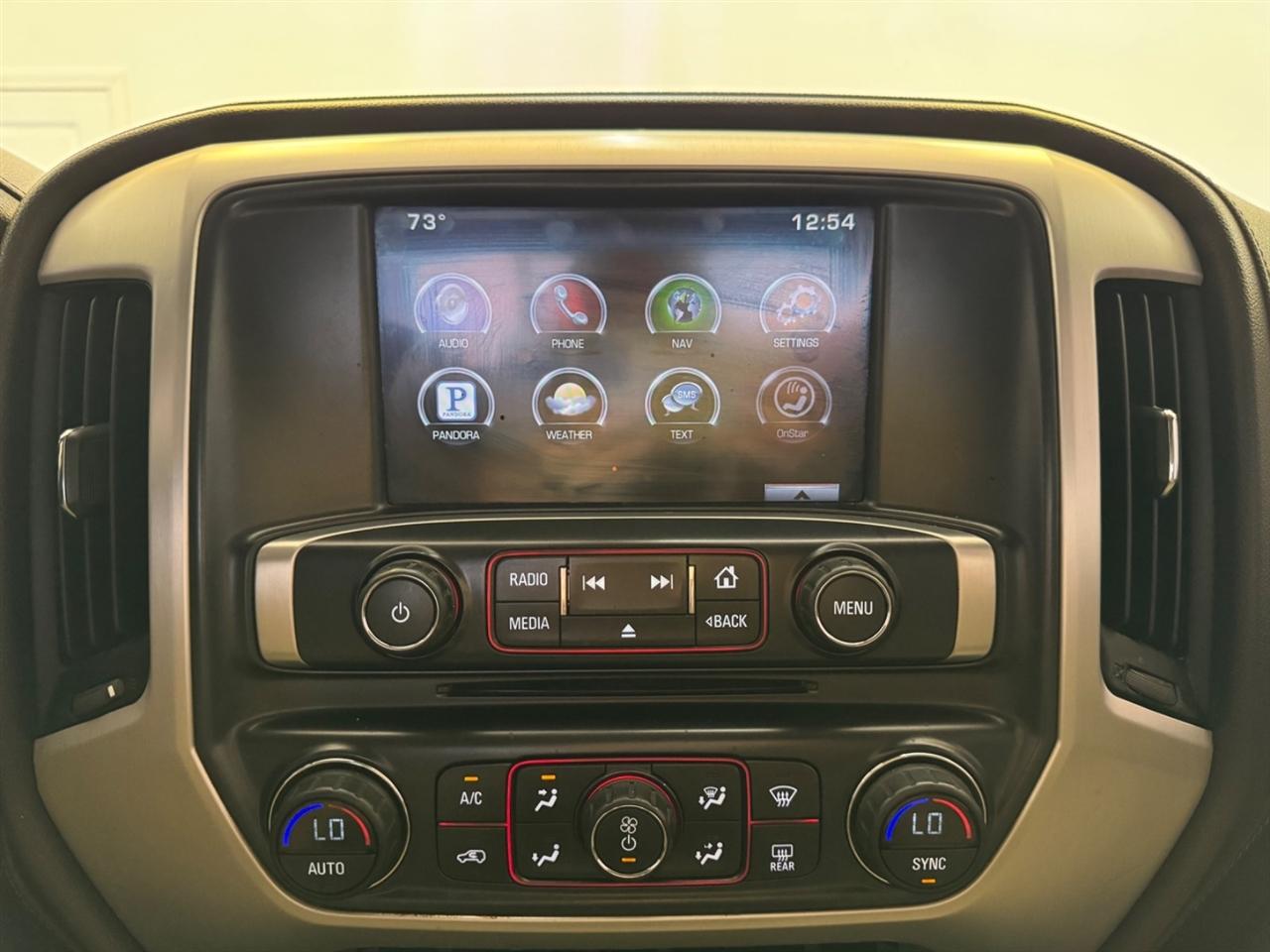 GMC Sierra 1500 4WD Crew Cab 143.5" SLE 2015