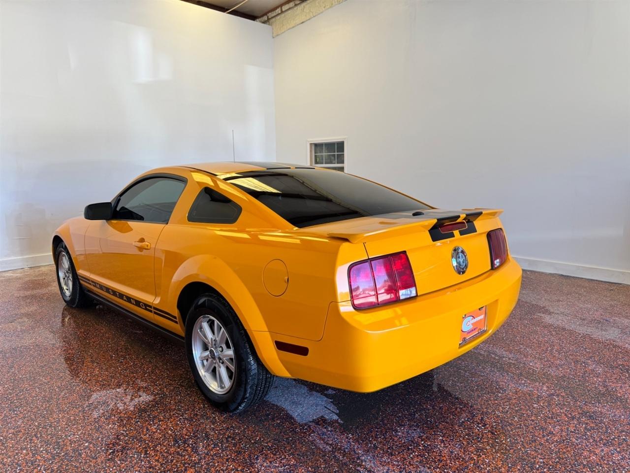 Ford Mustang 2dr Cpe Premium 2007