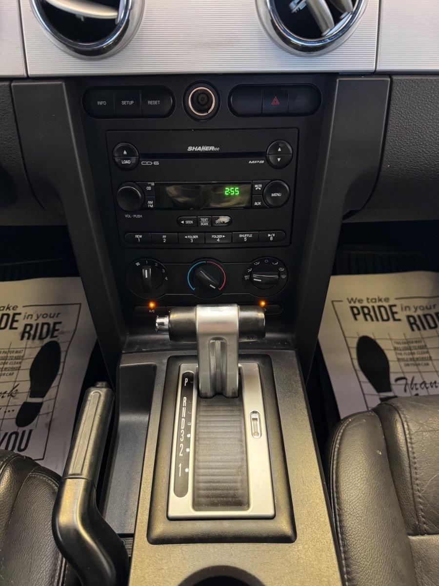 Ford Mustang 2dr Cpe Premium 2007