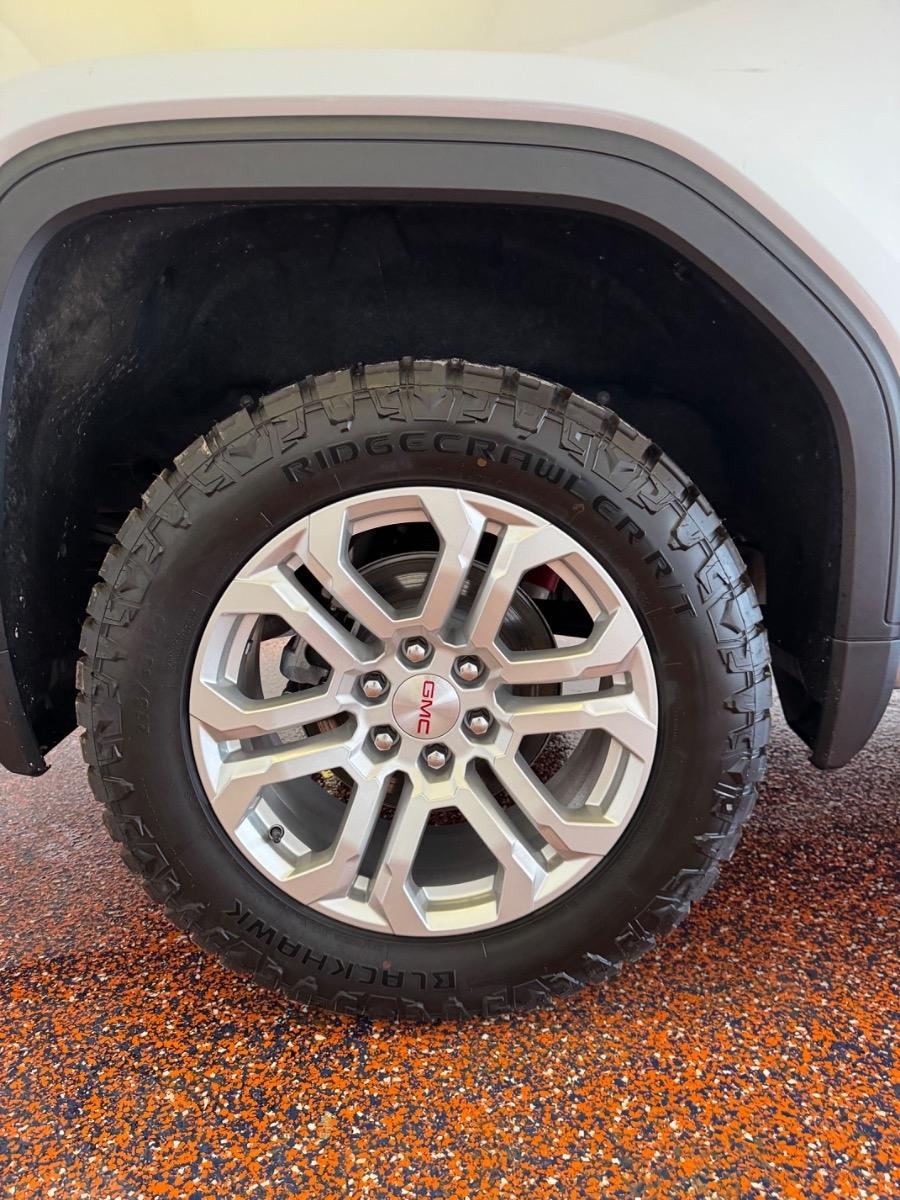 GMC Sierra 1500 4WD Crew Cab 147" SLT 2019