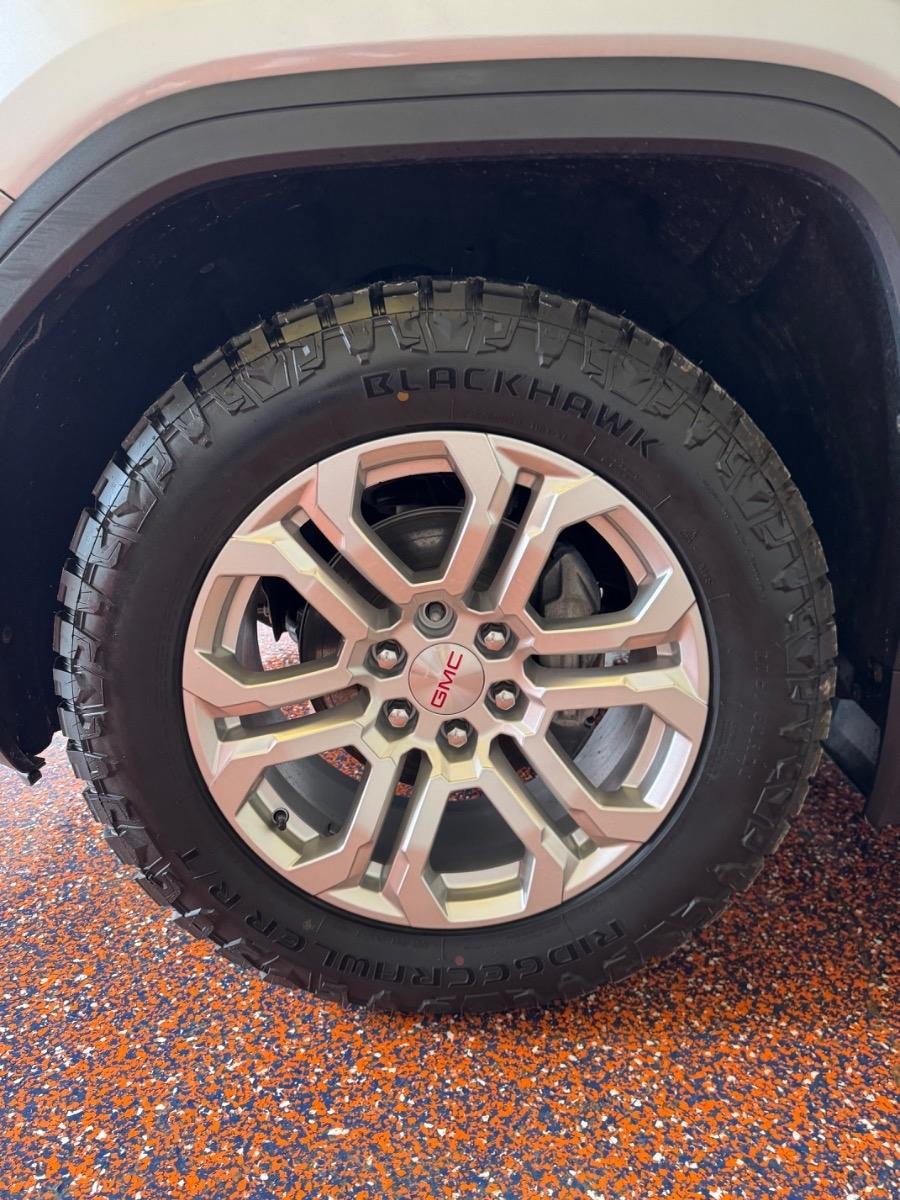 GMC Sierra 1500 4WD Crew Cab 147" SLT 2019