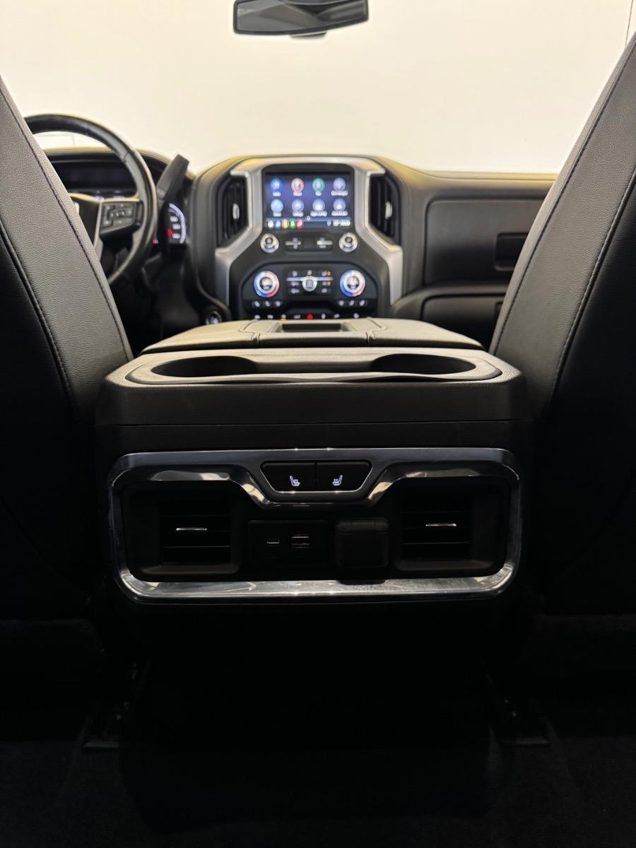 GMC Sierra 1500 4WD Crew Cab 147" SLT 2019