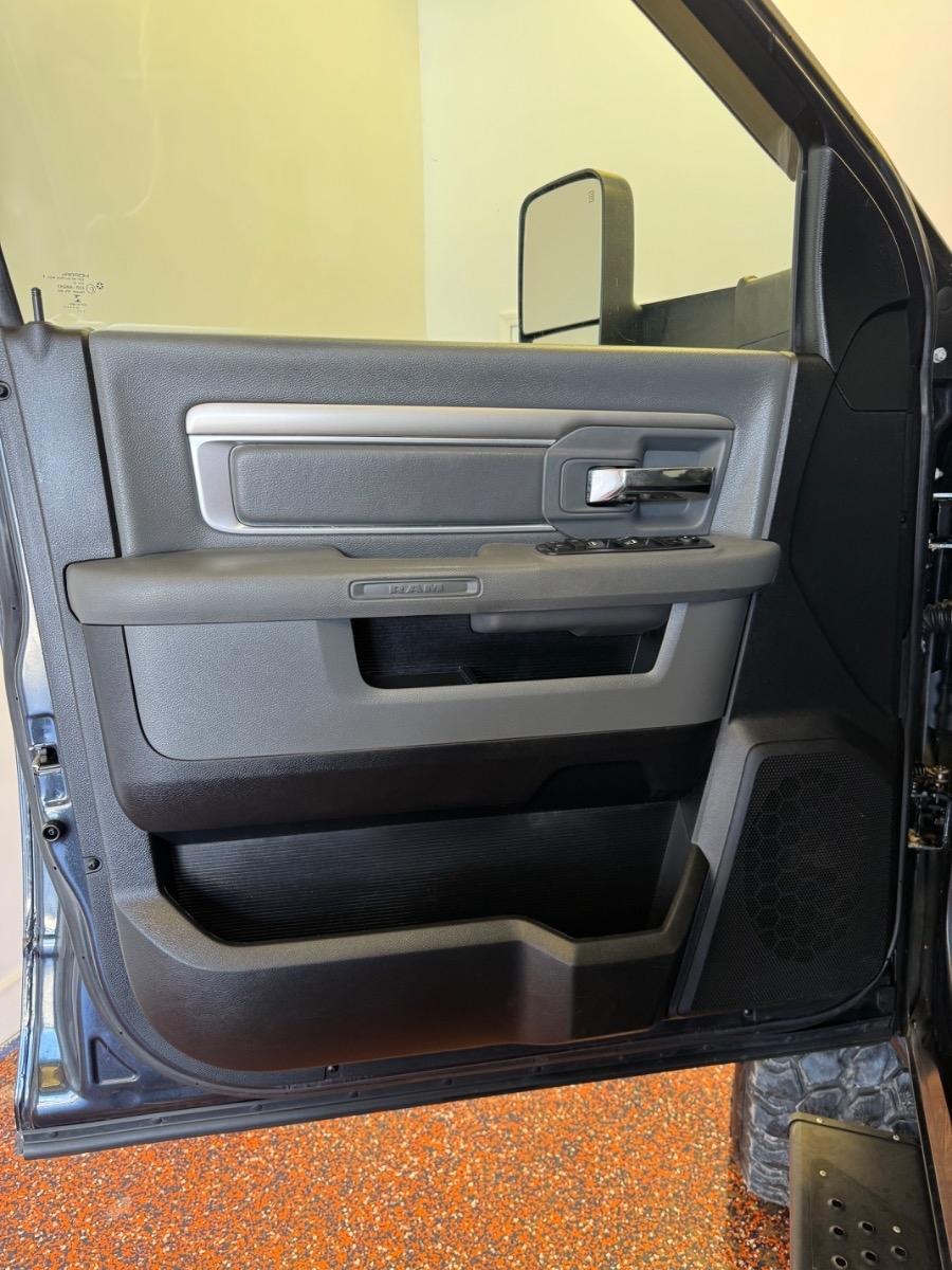 RAM 2500 4WD Crew Cab 149" SLT 2016