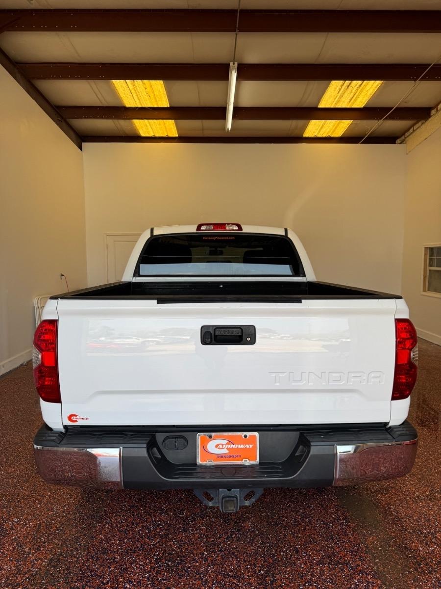 Toyota Tundra 2WD Truck CrewMax 5.7L V8 6-Spd AT SR5 (Natl) 2014