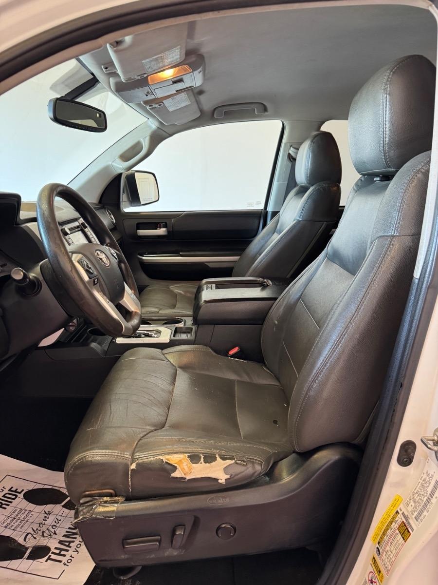 Toyota Tundra 2WD Truck CrewMax 5.7L V8 6-Spd AT SR5 (Natl) 2014