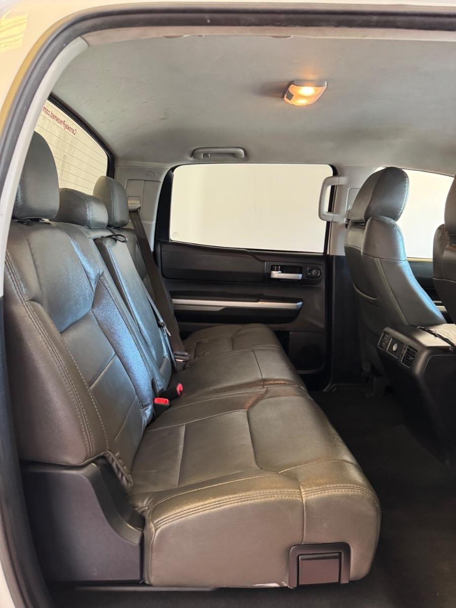 Toyota Tundra 2WD Truck CrewMax 5.7L V8 6-Spd AT SR5 (Natl) 2014