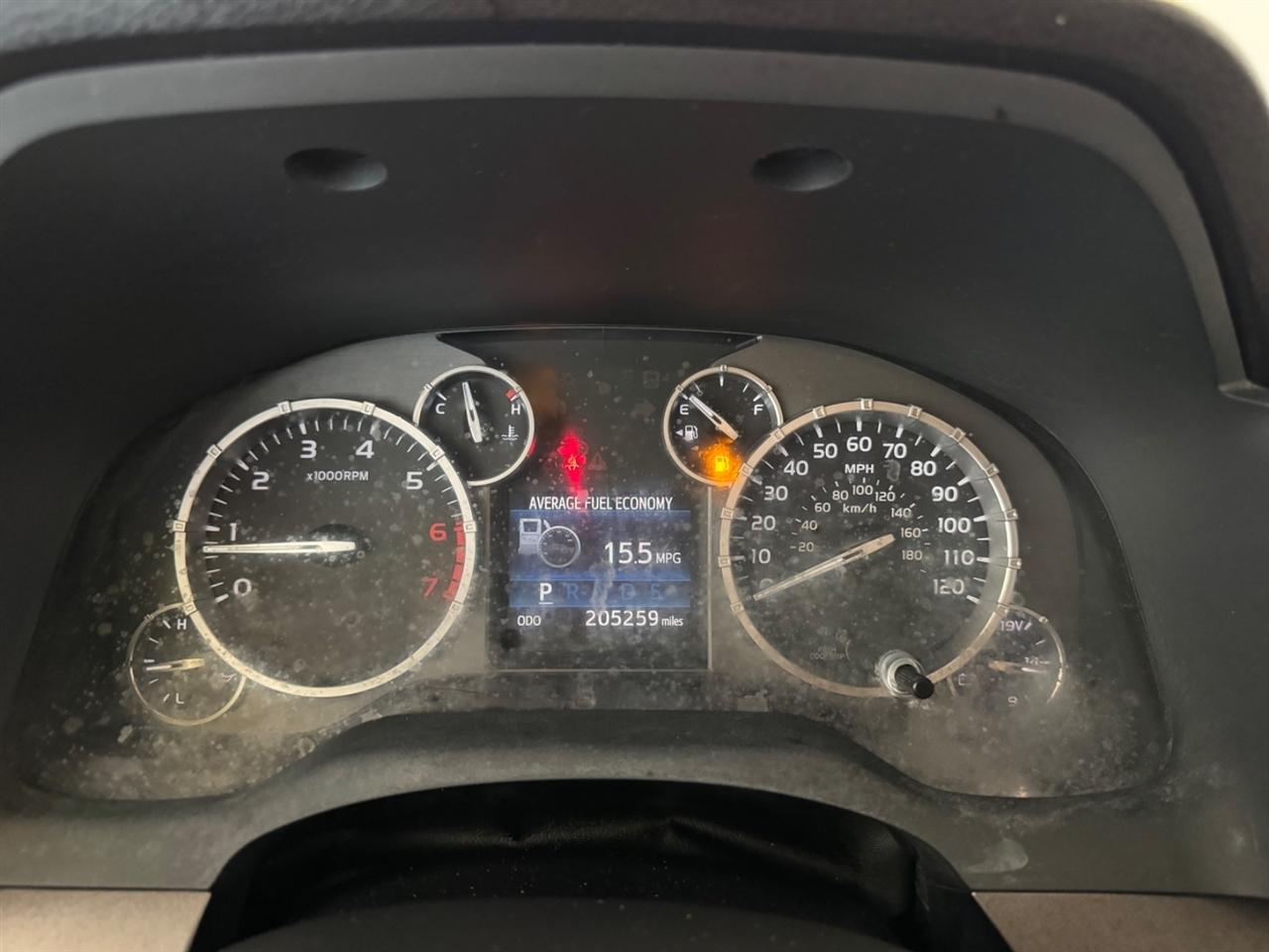 Toyota Tundra 2WD Truck CrewMax 5.7L V8 6-Spd AT SR5 (Natl) 2014