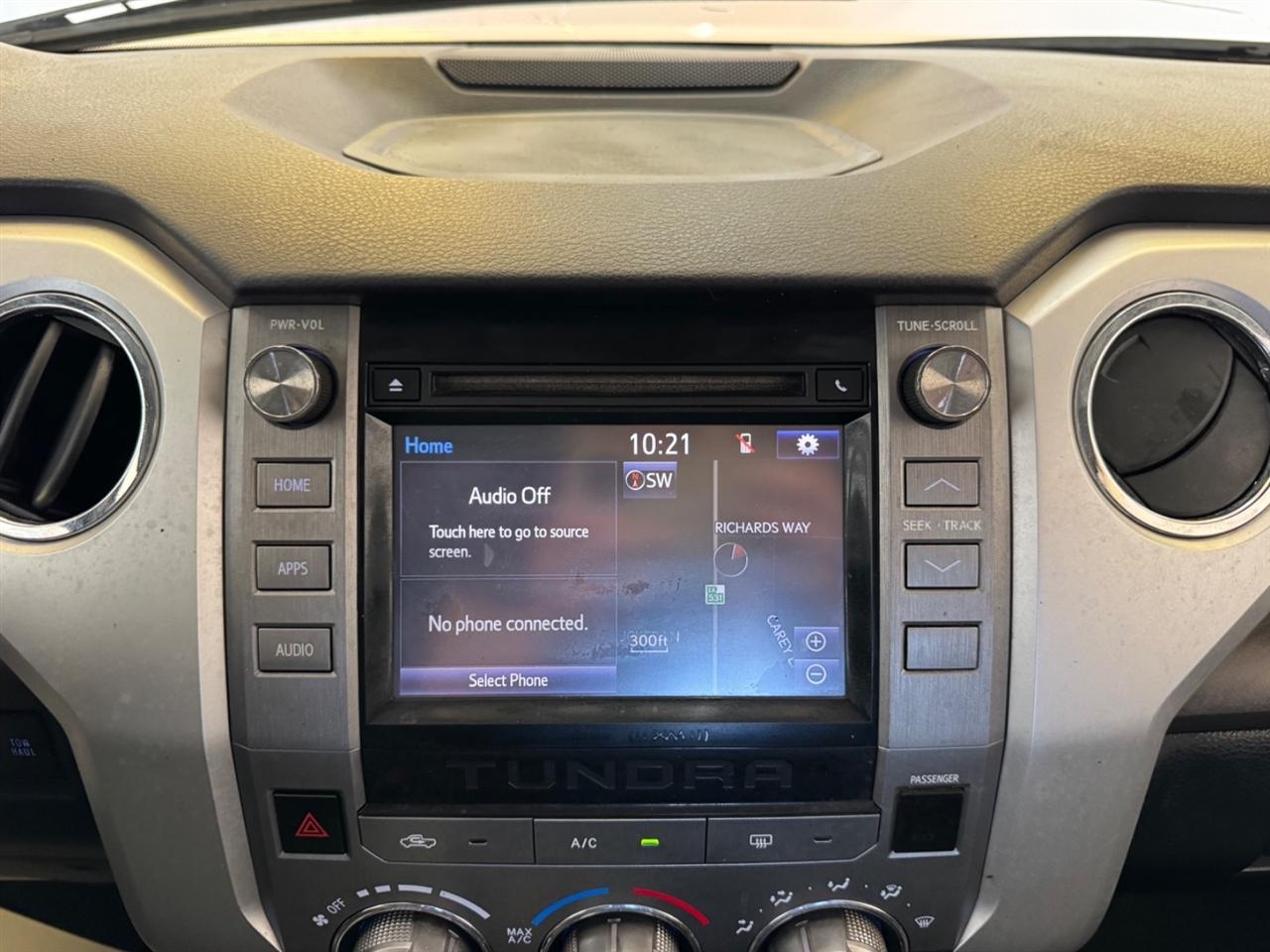 Toyota Tundra 2WD Truck CrewMax 5.7L V8 6-Spd AT SR5 (Natl) 2014