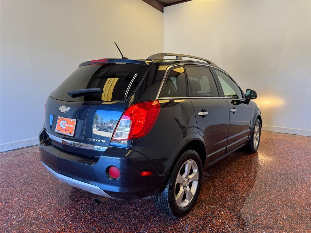 Chevrolet Captiva Sport Fleet FWD 4dr LTZ 2014