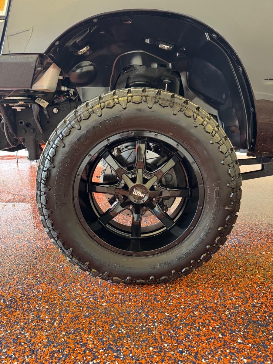 RAM 2500 Lone Star 4x4 Crew Cab 6'4" Box 2021