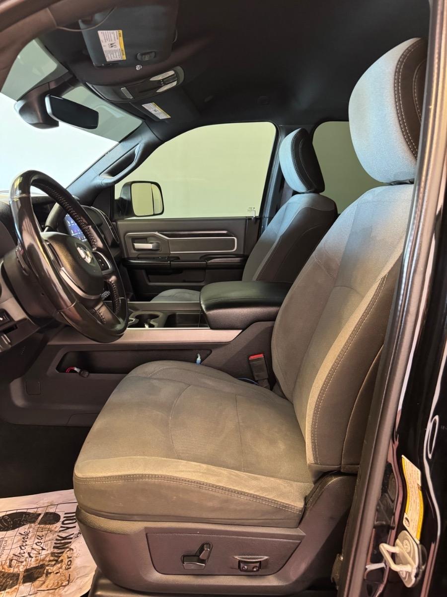 RAM 2500 Lone Star 4x4 Crew Cab 6'4" Box 2021