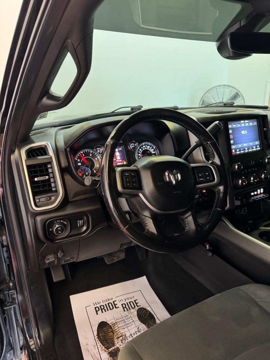 RAM 2500 Lone Star 4x4 Crew Cab 6'4" Box 2021