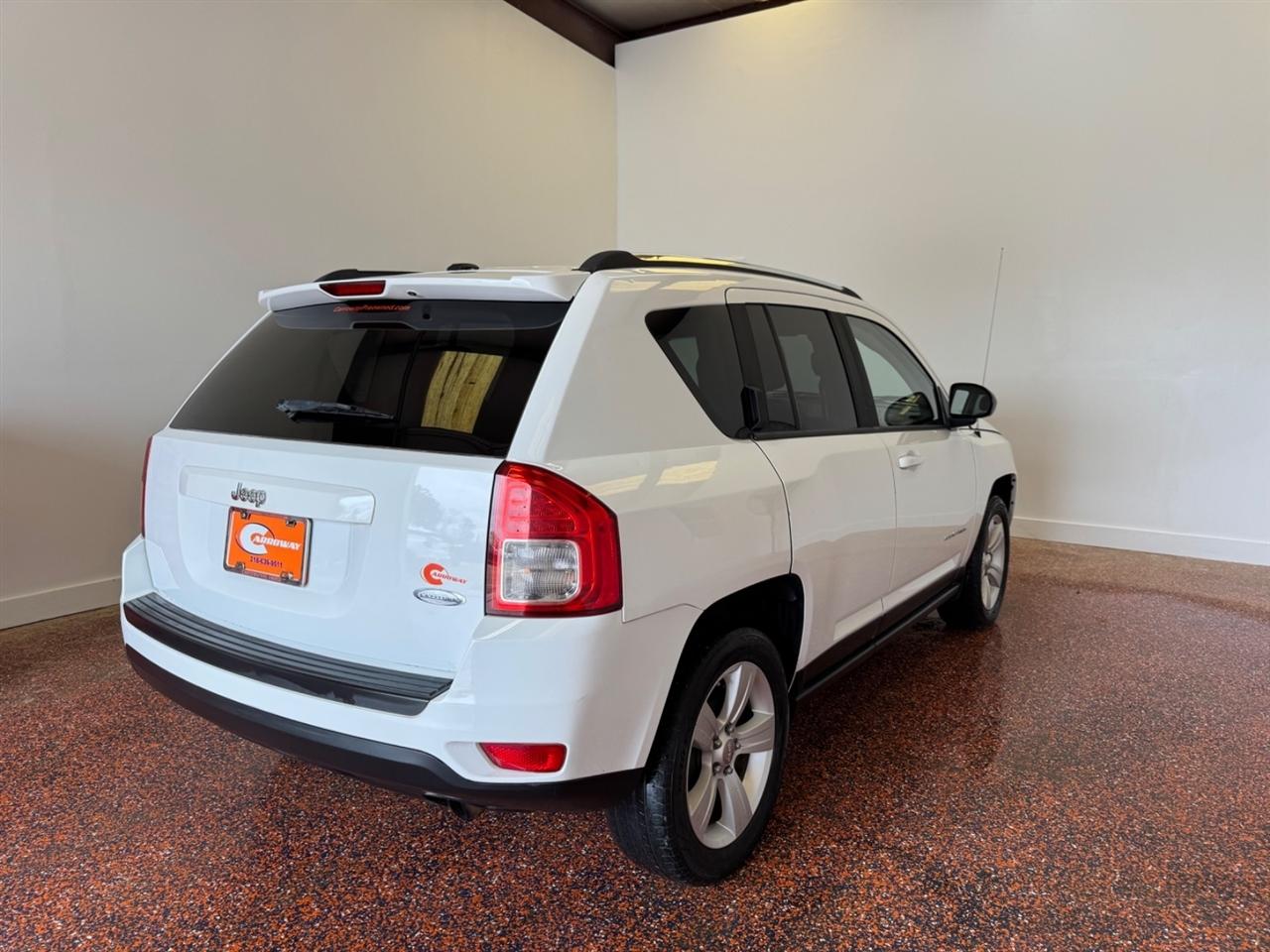 Jeep Compass FWD 4dr Latitude 2011