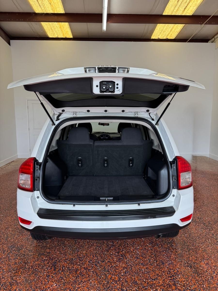 Jeep Compass FWD 4dr Latitude 2011