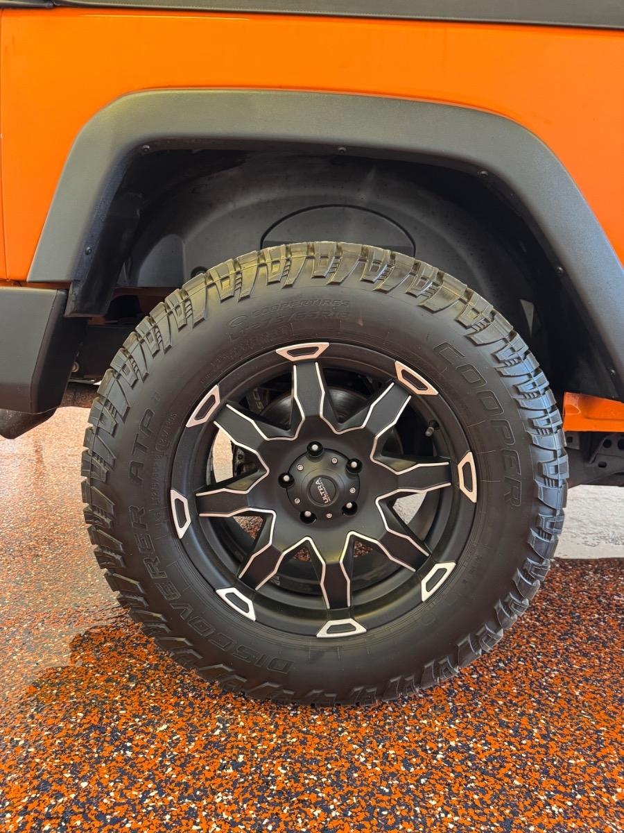 Jeep Wrangler 4WD 2dr Sport 2013