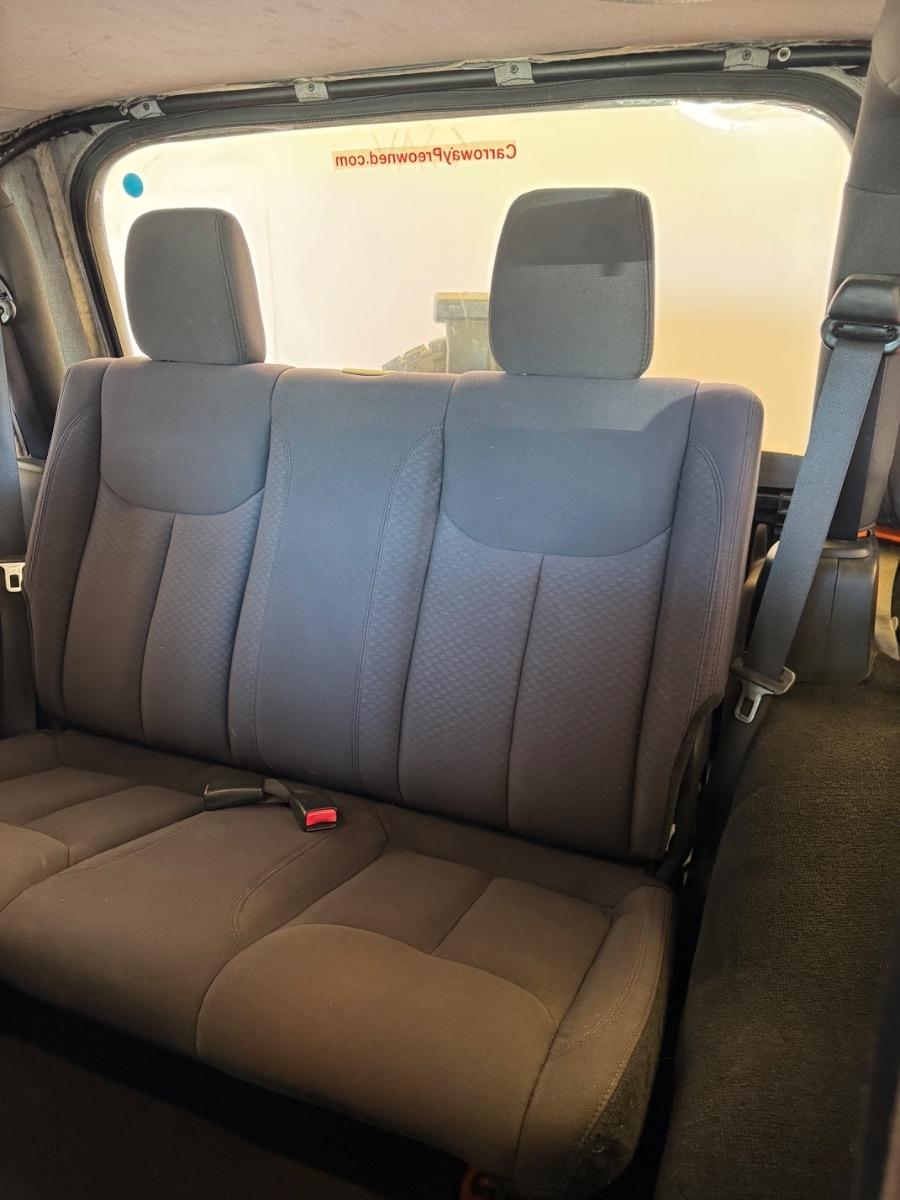 Jeep Wrangler 4WD 2dr Sport 2013