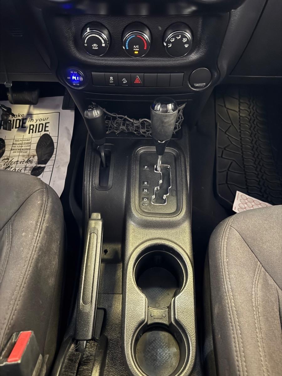 Jeep Wrangler 4WD 2dr Sport 2013