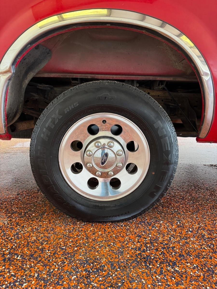 Ford Super Duty F-250 Crew Cab 156" XLT 2006