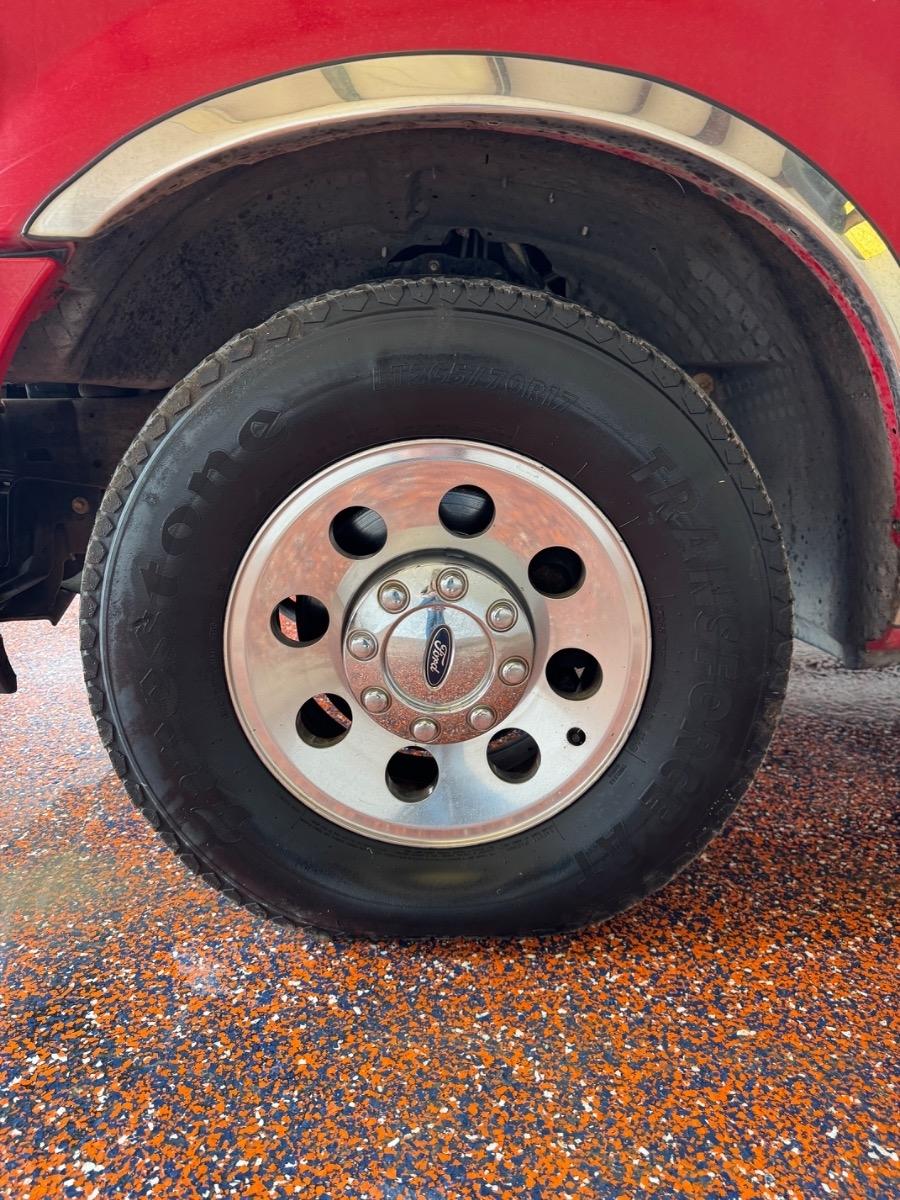 Ford Super Duty F-250 Crew Cab 156" XLT 2006