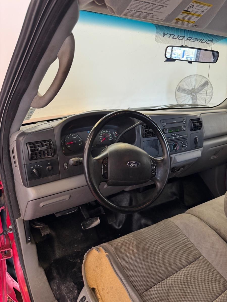 Ford Super Duty F-250 Crew Cab 156" XLT 2006