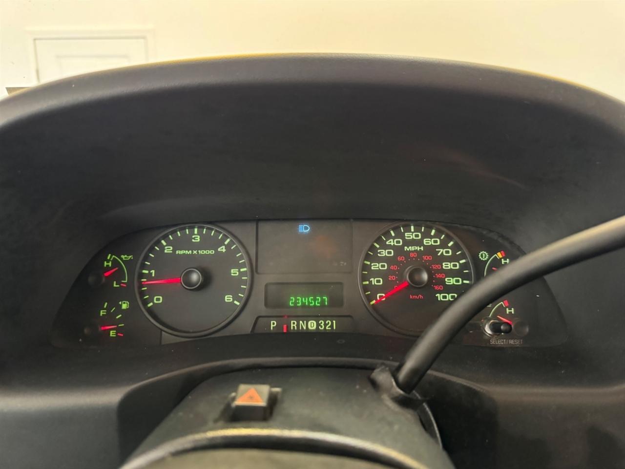 Ford Super Duty F-250 Crew Cab 156" XLT 2006