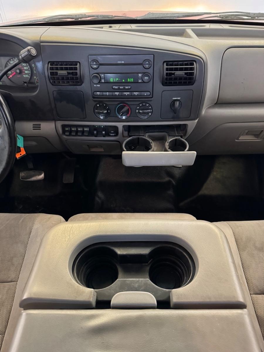 Ford Super Duty F-250 Crew Cab 156" XLT 2006