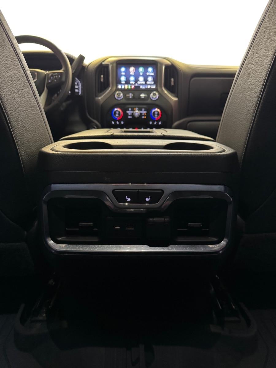 GMC Sierra 1500 2WD Crew Cab 147" Denali 2021