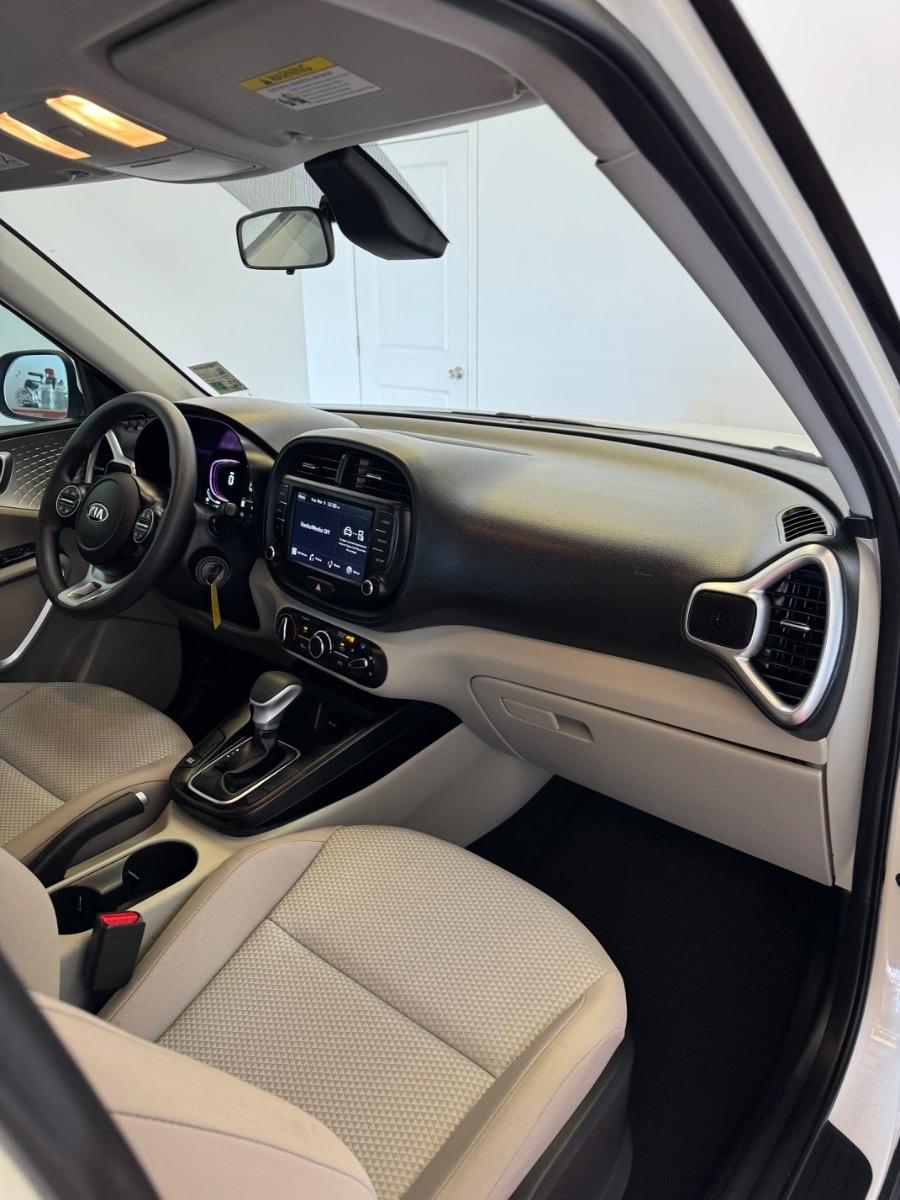 Kia Soul LX IVT 2023