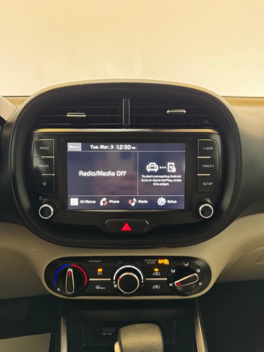 Kia Soul LX IVT 2023