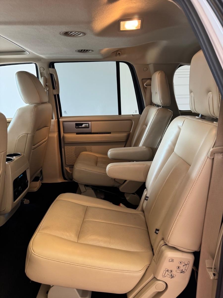 Ford Expedition EL 2WD 4dr Limited 2016