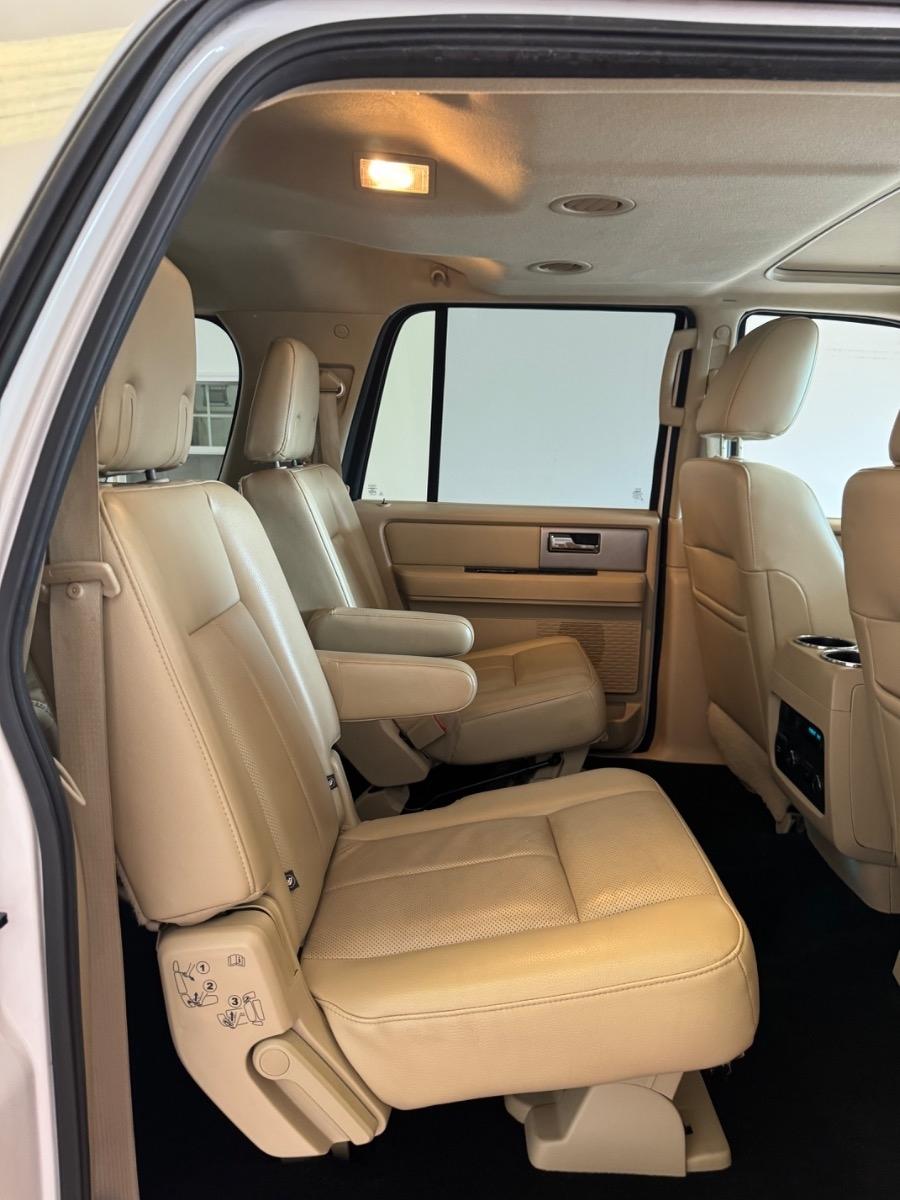 Ford Expedition EL 2WD 4dr Limited 2016