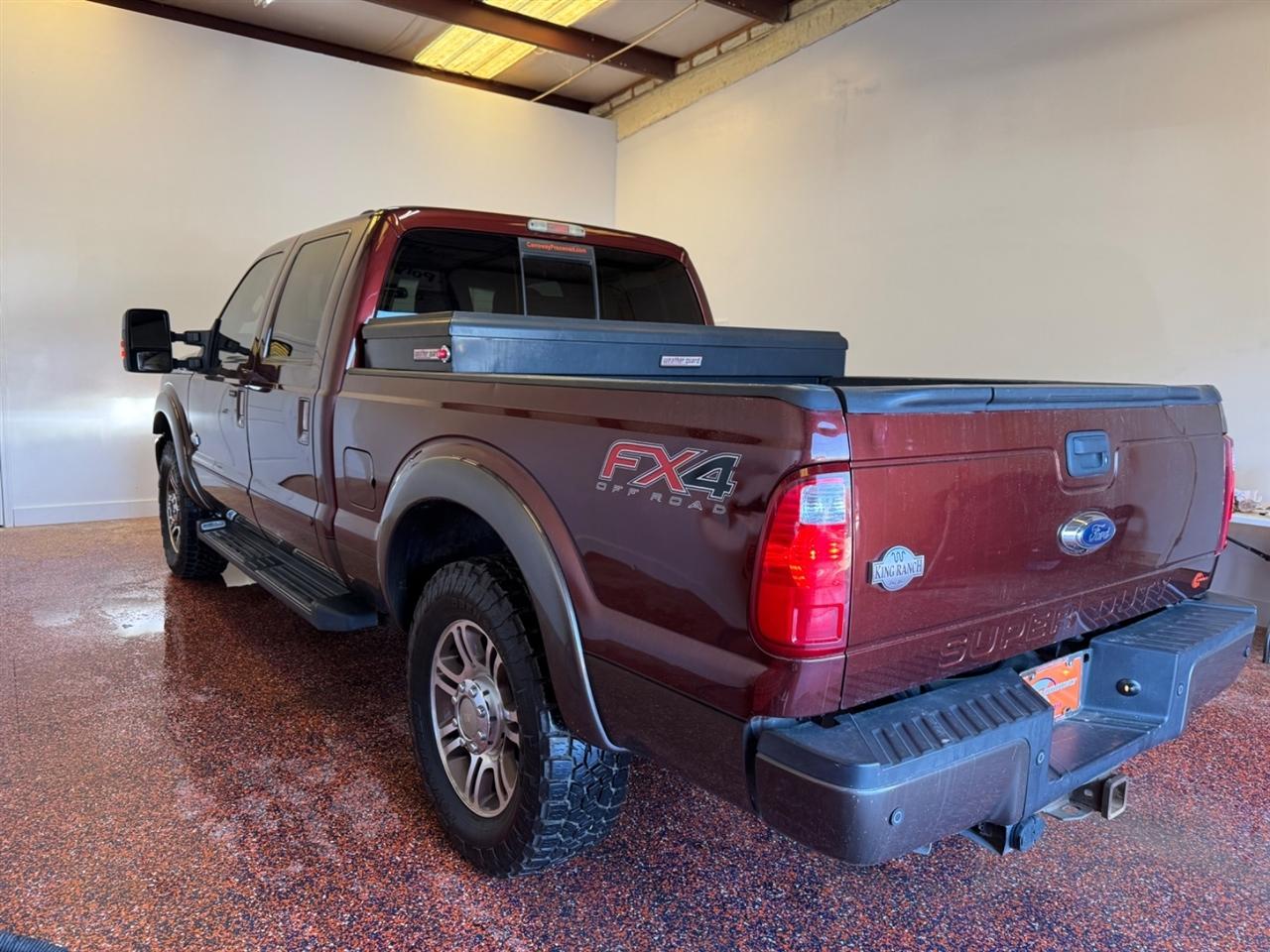 Ford Super Duty F-250 SRW 4WD Crew Cab 172" Platinum 2016