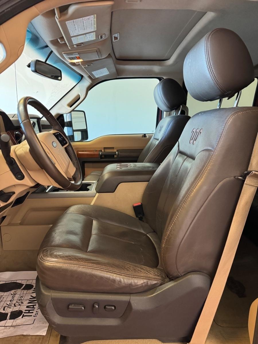 Ford Super Duty F-250 SRW 4WD Crew Cab 172" Platinum 2016