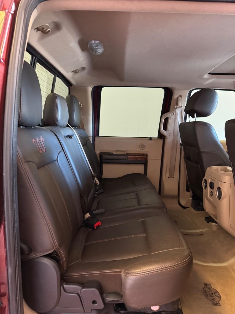 Ford Super Duty F-250 SRW 4WD Crew Cab 172" Platinum 2016