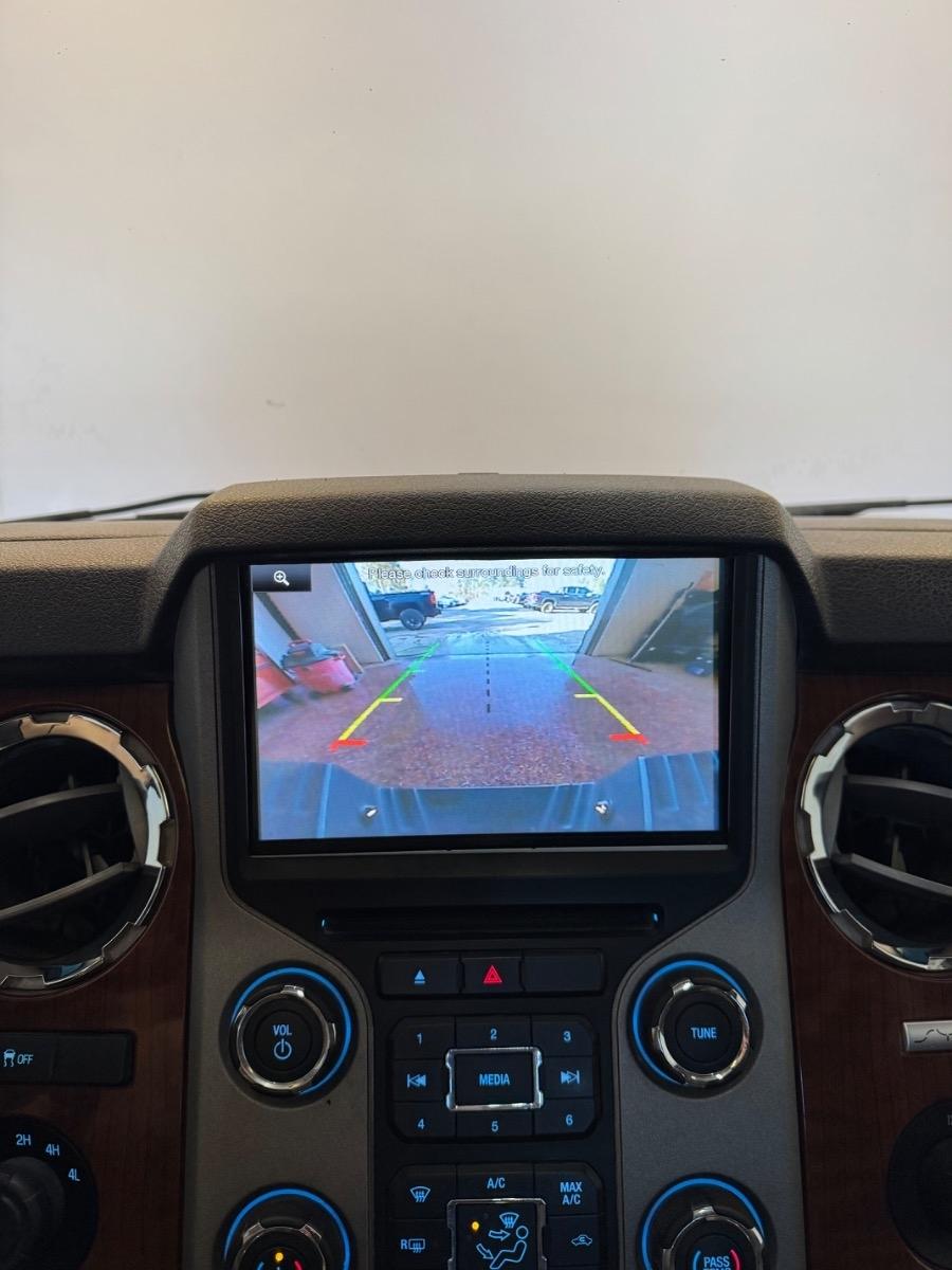 Ford Super Duty F-250 SRW 4WD Crew Cab 172" Platinum 2016