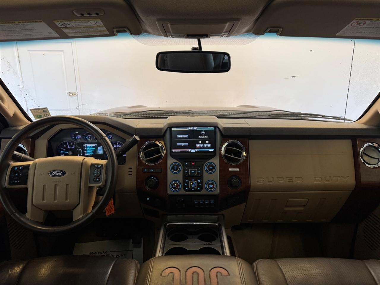 Ford Super Duty F-250 SRW 4WD Crew Cab 172" Platinum 2016