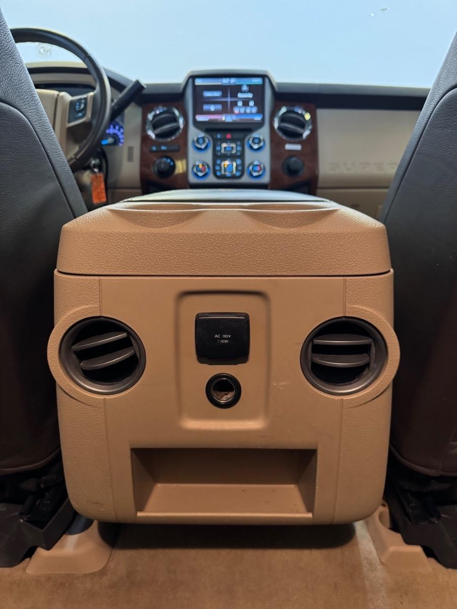 Ford Super Duty F-250 SRW 4WD Crew Cab 172" Platinum 2016