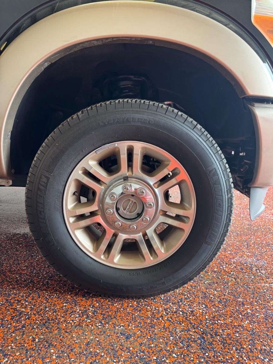 Ford Super Duty F-250 SRW 4WD Crew Cab 156" King Ranch 2011