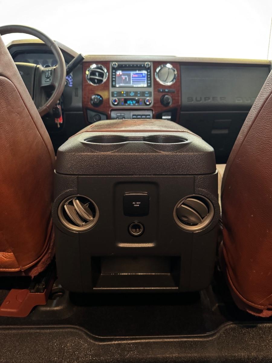 Ford Super Duty F-250 SRW 4WD Crew Cab 156" King Ranch 2011
