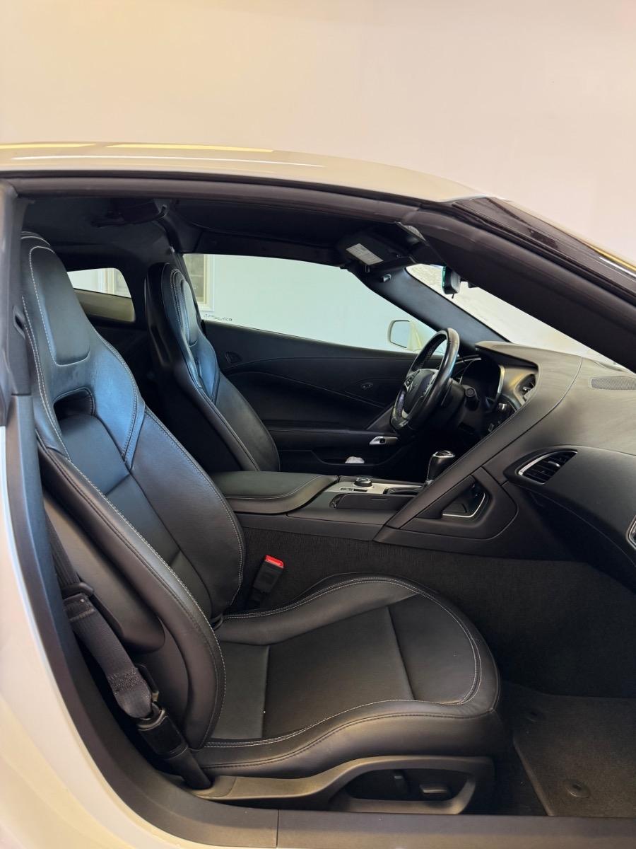 Chevrolet Corvette 2dr Stingray Cpe w/1LT 2019