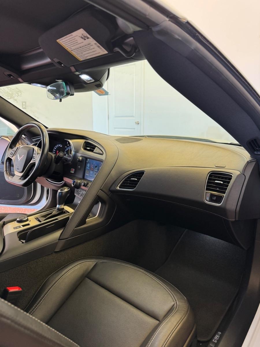 Chevrolet Corvette 2dr Stingray Cpe w/1LT 2019