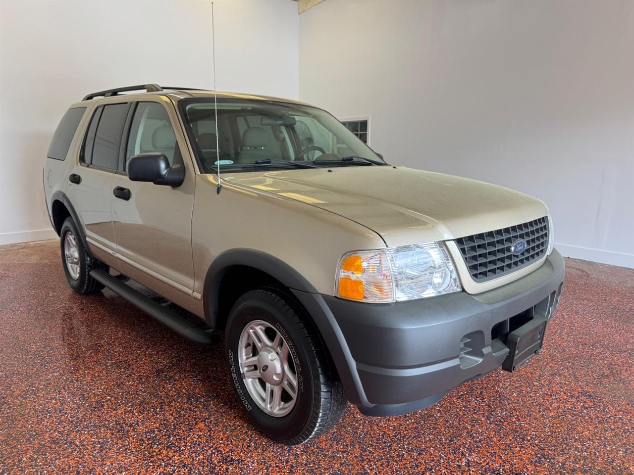 Ford Explorer 4dr 114" WB 4.0L XLS 4WD 2003