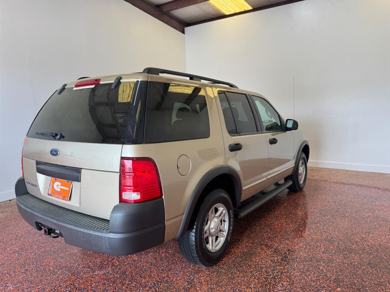 Ford Explorer 4dr 114" WB 4.0L XLS 4WD 2003