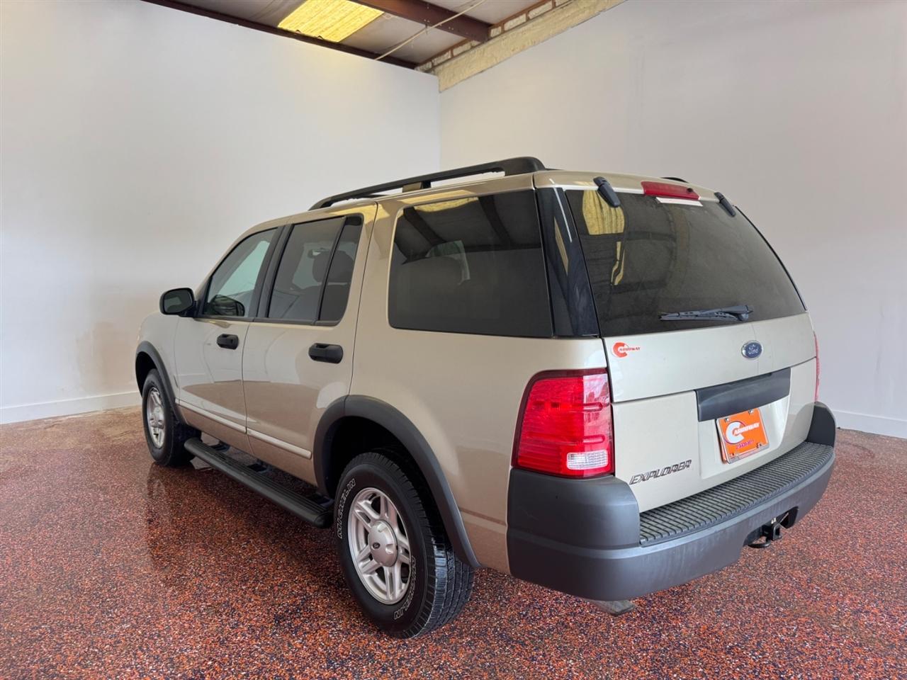 Ford Explorer 4dr 114" WB 4.0L XLS 4WD 2003