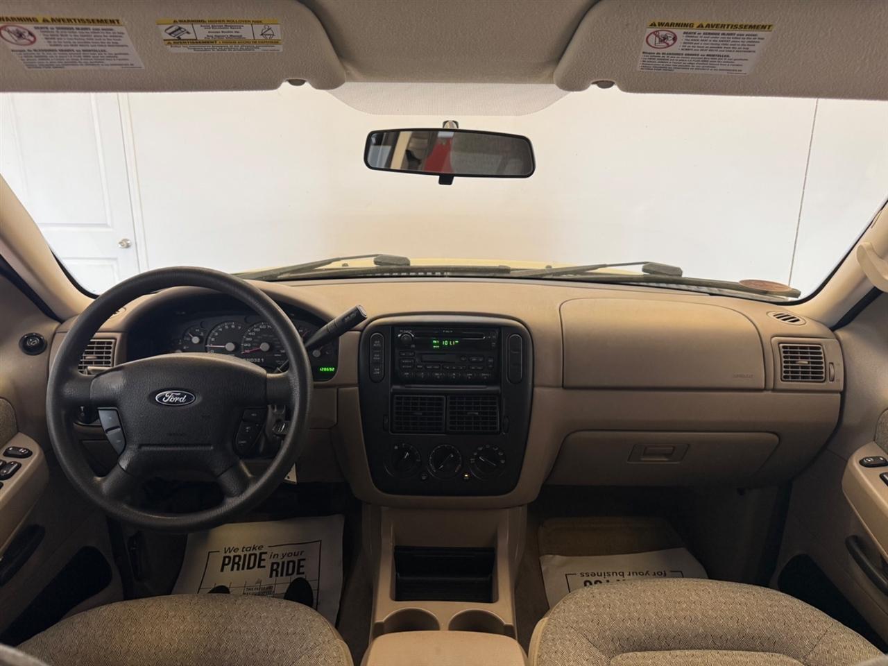 Ford Explorer 4dr 114" WB 4.0L XLS 4WD 2003