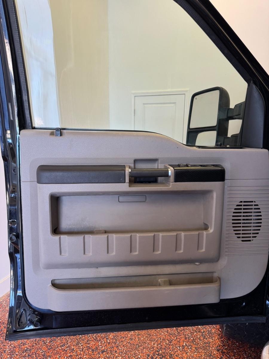 Ford Super Duty F-250 SRW 4WD Crew Cab 156" XL 2008