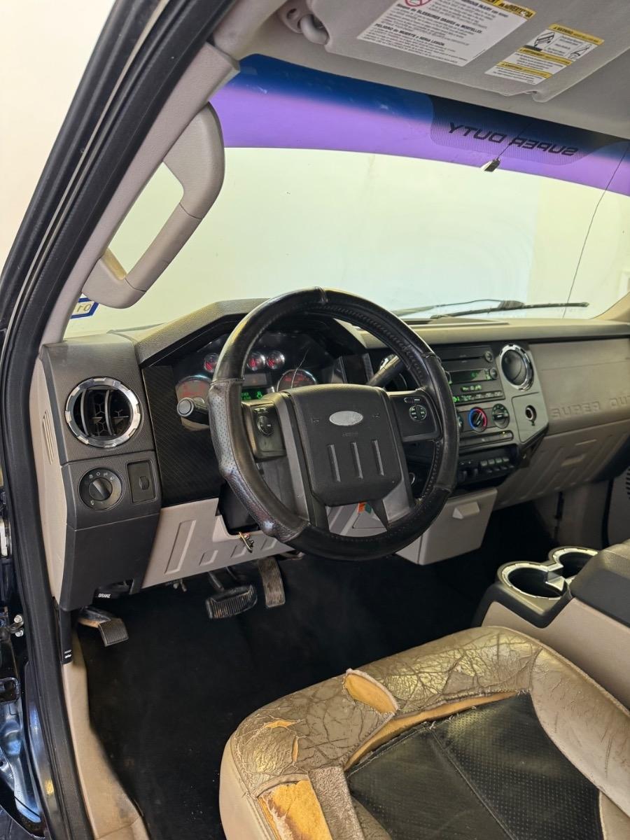 Ford Super Duty F-250 SRW 4WD Crew Cab 156" XL 2008